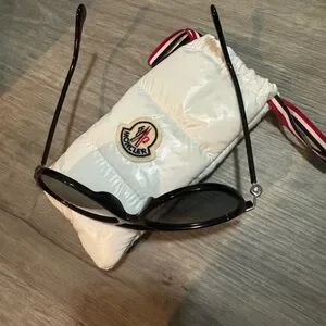 Moncler | Accessories | Moncler Black Sunglasses Euc W White  display picture 1